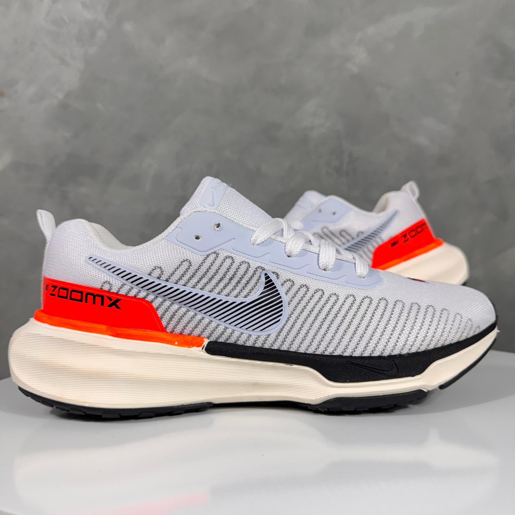 Tênis Unissex Zoomx 04 Premium