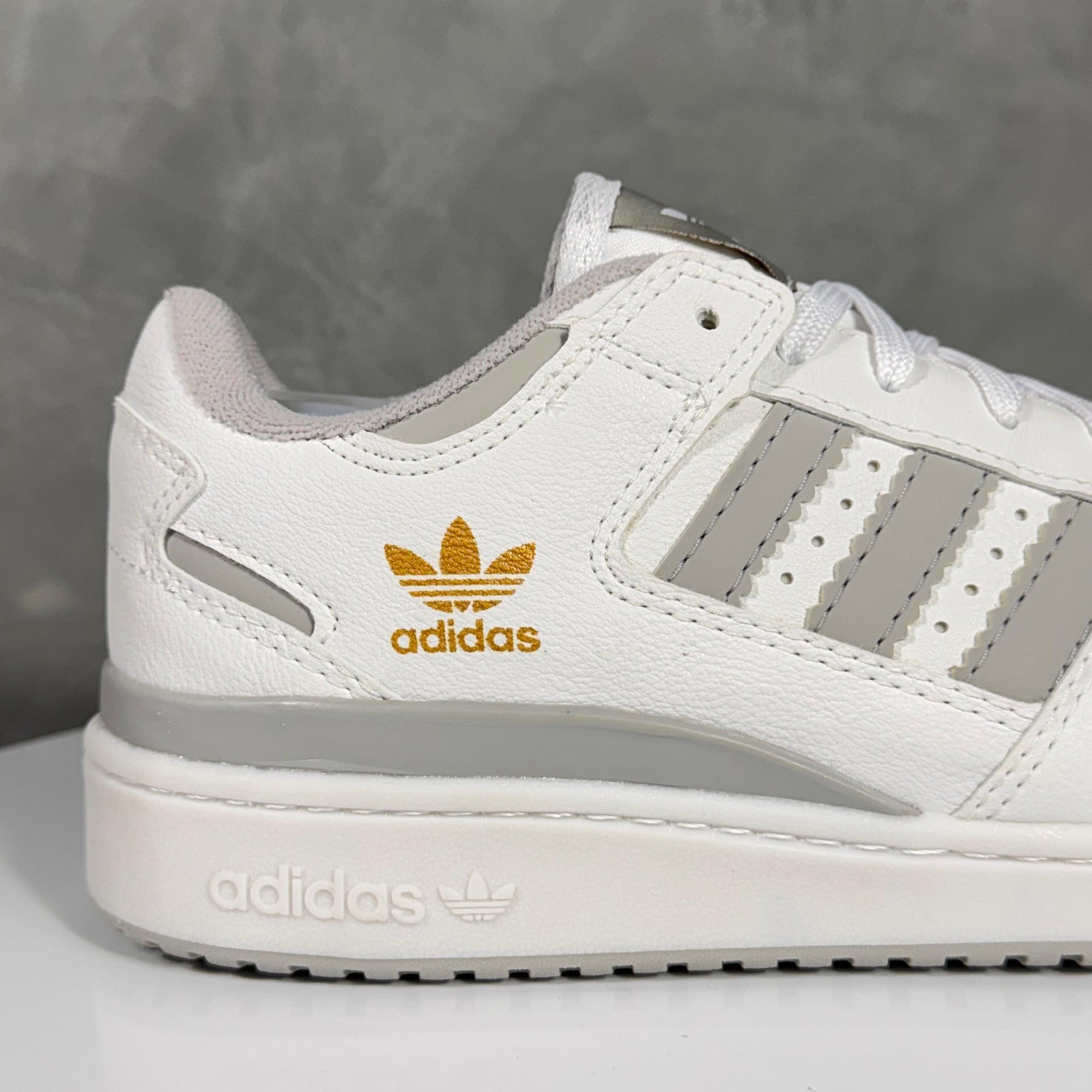 Tênis Unissex Forum Premium