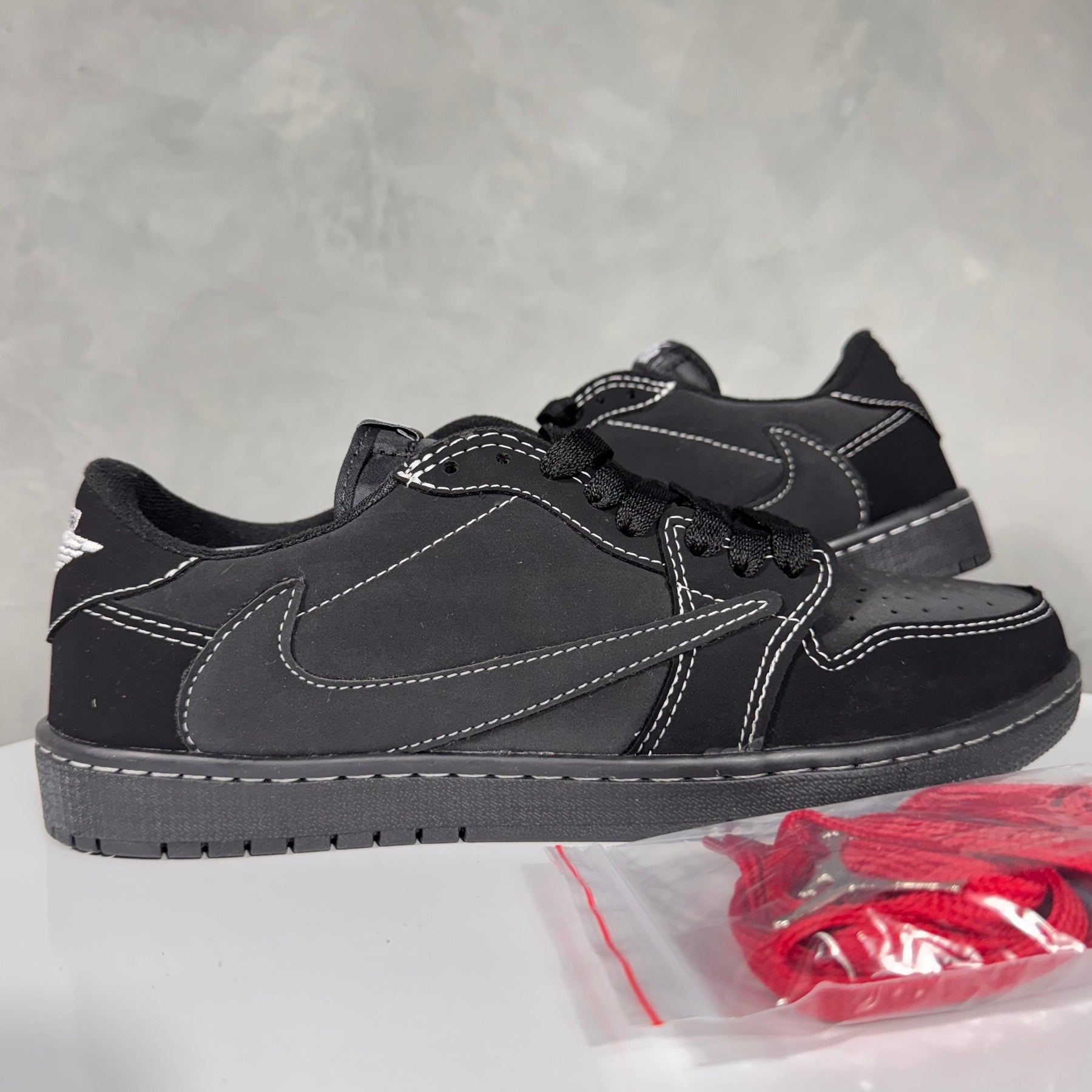 Tênis Masculino Travis Scott x Jordan Black Phantom Premium