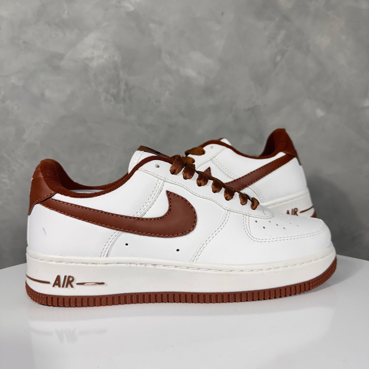 Tênis Unissex AF1 Branco/Caramelo Premium