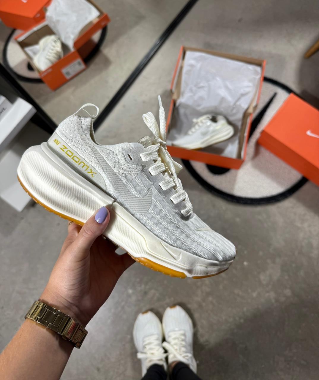 Tênis Unissex Nike Zoom Invencible Run Premium